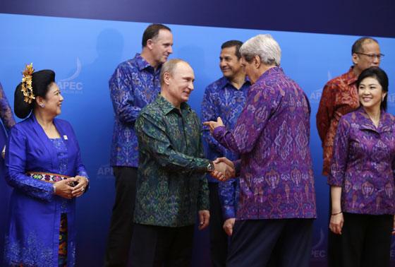 السياسة في نظر بوتين.. عراك كلاب يشمل النهش والعض صورة رقم 27