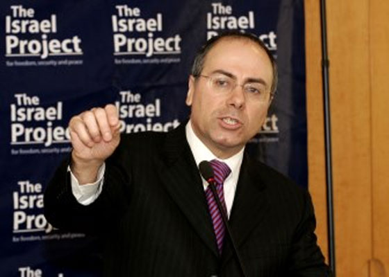 امرأة تتهم الوزير شالوم بالتحرش النوعي قبل 15 عاما  صورة رقم 1