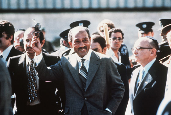 لاول مرة.. الكشف عن محادثات سرية سبقت كامب ديفيد صورة رقم 5