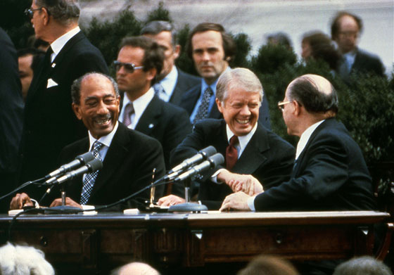 لاول مرة.. الكشف عن محادثات سرية سبقت كامب ديفيد صورة رقم 12