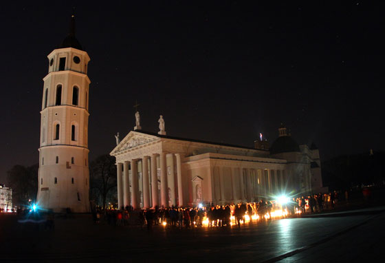 ساعة الارض تطفئ الاف المدن في مختلف ارجاء الارض!! صورة رقم 29