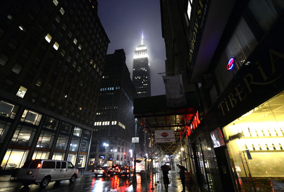 ساعة الارض تطفئ الاف المدن في مختلف ارجاء الارض!! صورة رقم 77