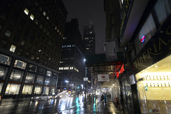 ساعة الارض تطفئ الاف المدن في مختلف ارجاء الارض!! صورة رقم 78