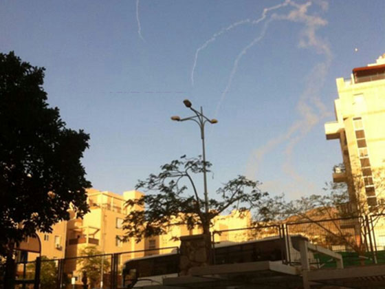 هجوم صاروخي على ايلات ورد المنظومة الدفاعية.. كذبة نيسان! صورة رقم 1