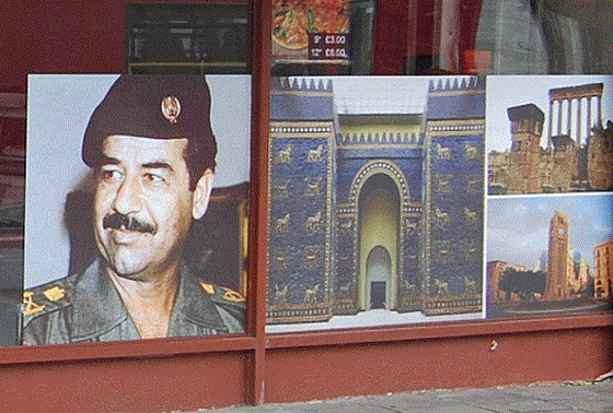 صورة لصدام حسين على واجهة مطعم بلندن تثير موجة غضب صورة رقم 2