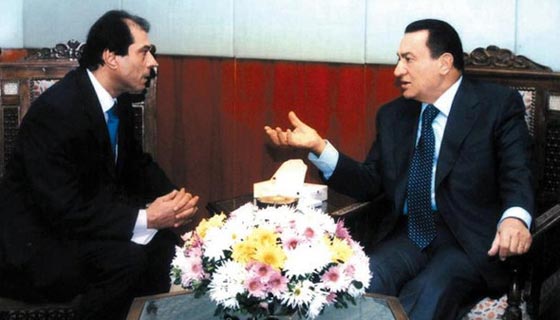  مبارك ينفي بشدة ايمانه بفكرة توريث الحكم صورة رقم 1