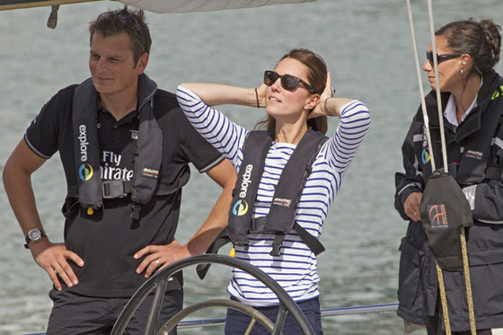 كيت مدلتون تتغلب على زوجها الامير ويليام في سباق اليخوت صورة رقم 1