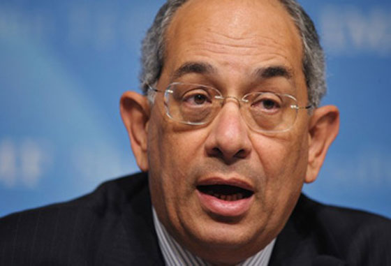 الشرطة الدولية تعتقل وزير مالية مصر بعهد مبارك في فرنسا صورة رقم 1