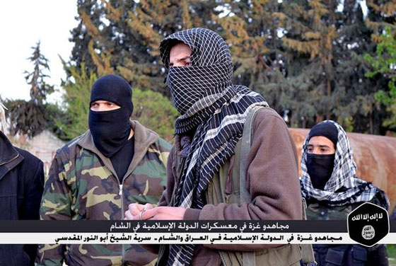 بالصور.. مجاهدو غزة يتدربون في معسكرات 