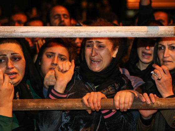 تفاصيل مثيرة ترويها ام ايرانية صفعت قاتل ابنها وحررته من المشنقة صورة رقم 7