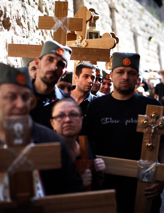 مسيرة درب الصليب في 