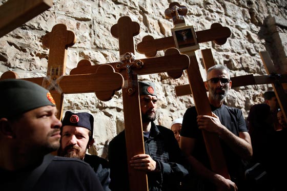 مسيرة درب الصليب في 