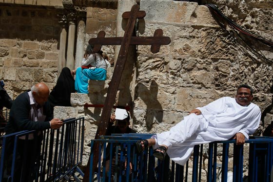 مسيرة درب الصليب في 