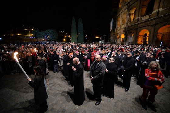 مسيرة درب الصليب في 