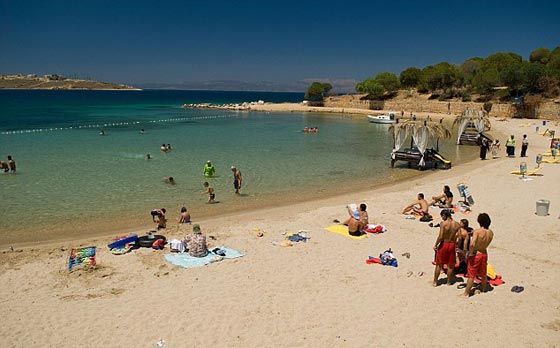 صوت الآذان بتركيا ازعجهما فطالبا باستعادة تكاليف الرحلة! صورة رقم 2