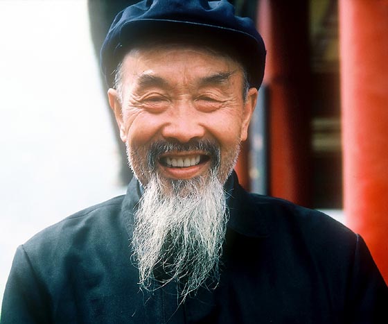 الصين: جائزة لكل من يبلغ الامن عن مكان ارهابي او ملتحي! صورة رقم 1