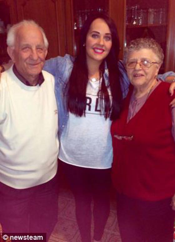 صور: فيسبوك يجمع عائلة بلقاء مؤثر مع جدها المفقود من 50 عاما صورة رقم 4