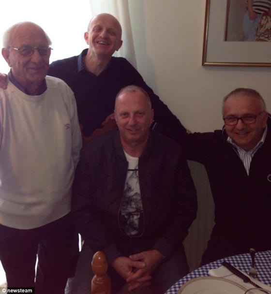 صور: فيسبوك يجمع عائلة بلقاء مؤثر مع جدها المفقود من 50 عاما صورة رقم 5