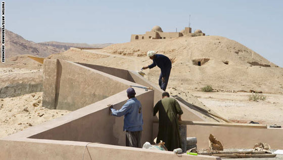 نسخ مطابق للأصل لقبر توت عنخ آمون لمنعه من التلف صورة رقم 1