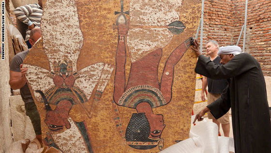 نسخ مطابق للأصل لقبر توت عنخ آمون لمنعه من التلف صورة رقم 8