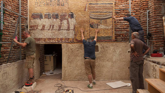 نسخ مطابق للأصل لقبر توت عنخ آمون لمنعه من التلف صورة رقم 9