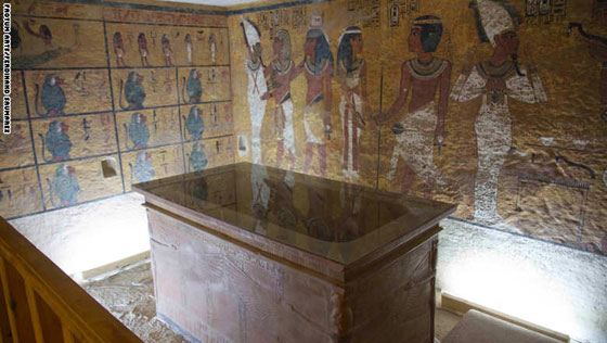 نسخ مطابق للأصل لقبر توت عنخ آمون لمنعه من التلف صورة رقم 10