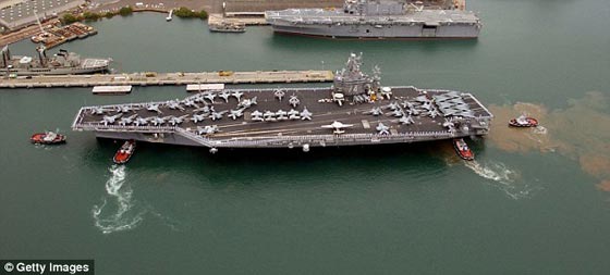 طهران: اقوى طوربيد في العالم.. يغرق نموذجا لحاملة طائرات امريكية صورة رقم 2