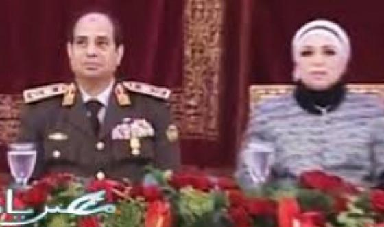 هل لعبت سوزان مبارك دور الوسيط في زواج السيسي من قريبتها؟ صورة رقم 1
