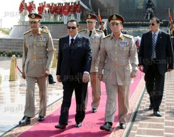 انصار مبارك يفاجئون الجمهور بست معلومات عن ثروته صورة رقم 3