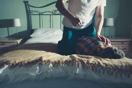 طبيبة شرعية أردنية تؤكد: معظم ضحايا جرائم الشرف فتيات عذراوات صورة رقم 1