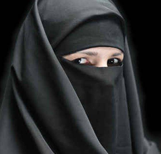 ينتحل شخصية امير سعودي وينصب على فتاة بـ3 ملايين ريال ثم يتزوج راقصة صورة رقم 1