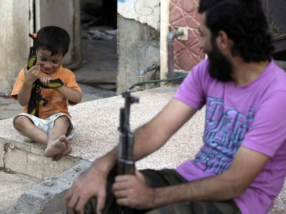 بالصور.. حياة الجيش الحر في سوريا تجمع كل التناقضات! صورة رقم 15