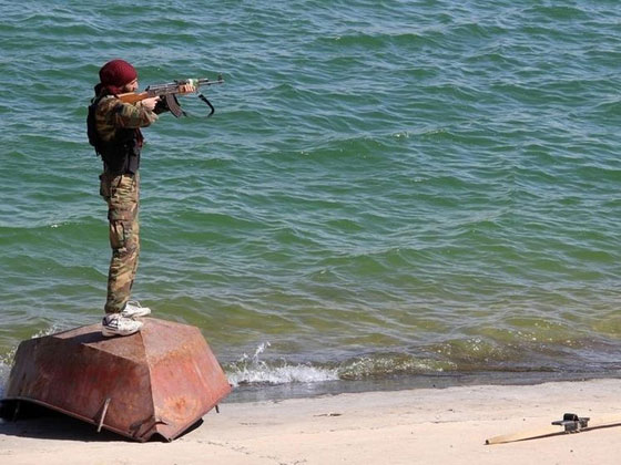 بالصور.. حياة الجيش الحر في سوريا تجمع كل التناقضات! صورة رقم 18