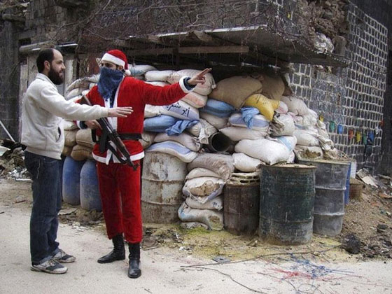 بالصور.. حياة الجيش الحر في سوريا تجمع كل التناقضات! صورة رقم 2