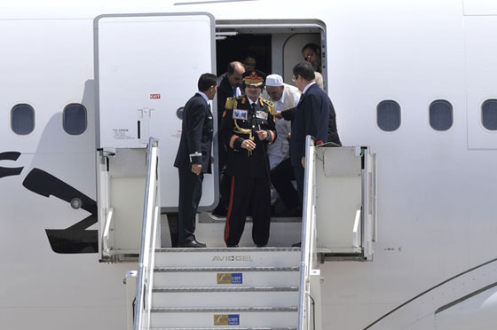 برلسكوني يكشف عن جانب غير معروف في شخصية القذافي صورة رقم 9