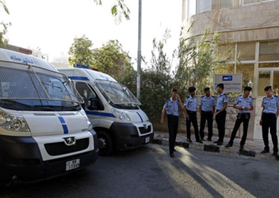 الامن الاردني يحتجز اسرائيليين وبريطاني بحوزتهم مبالغ مشبوهة صورة رقم 1