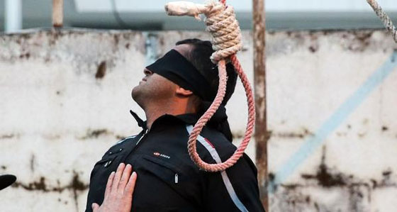 اعدام مليونير ايراني تورط في فضيحة فساد بقيمة 2.6 مليار دولار صورة رقم 1