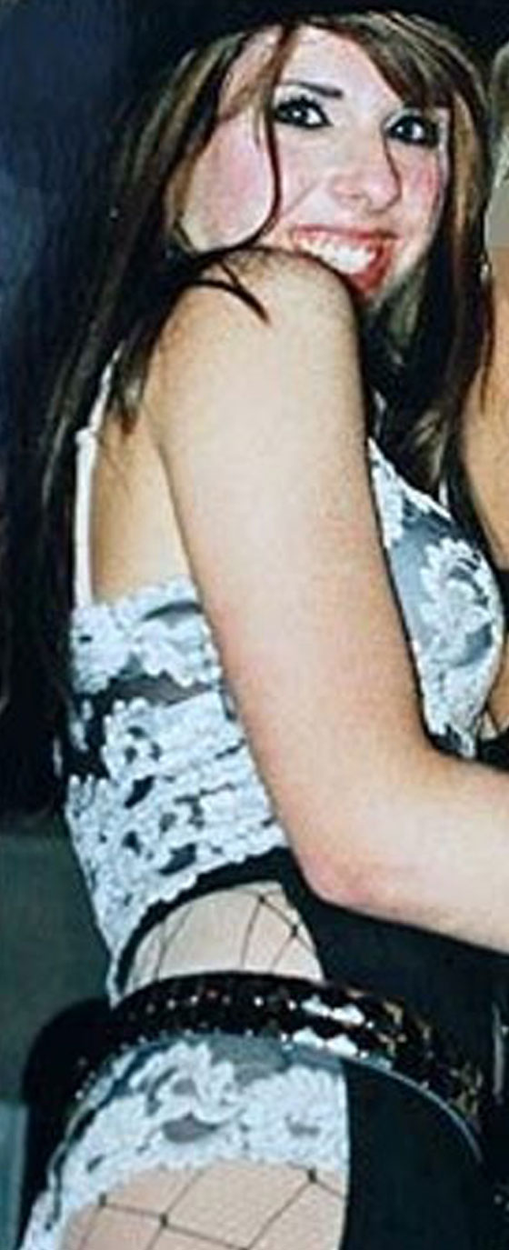 الداعية عمر بكري فستق يحيي الدين في لندن وابنته راقصة خلع الملابس صورة رقم 13