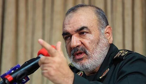 مسؤول عسكري يشبّه ثورة الخميني ببعثة النبي محمد صورة رقم 2