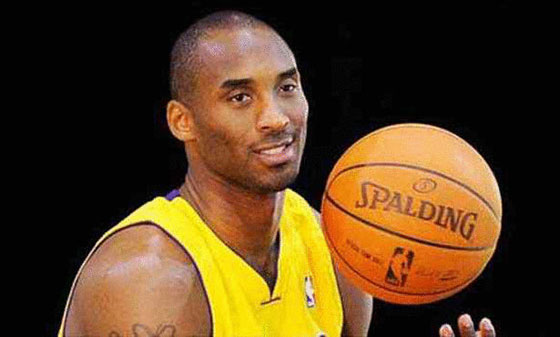 تعرف عليهم.. مشاهير دفعوا الملايين لرد الفضيحة عن انفسهم صورة رقم 4