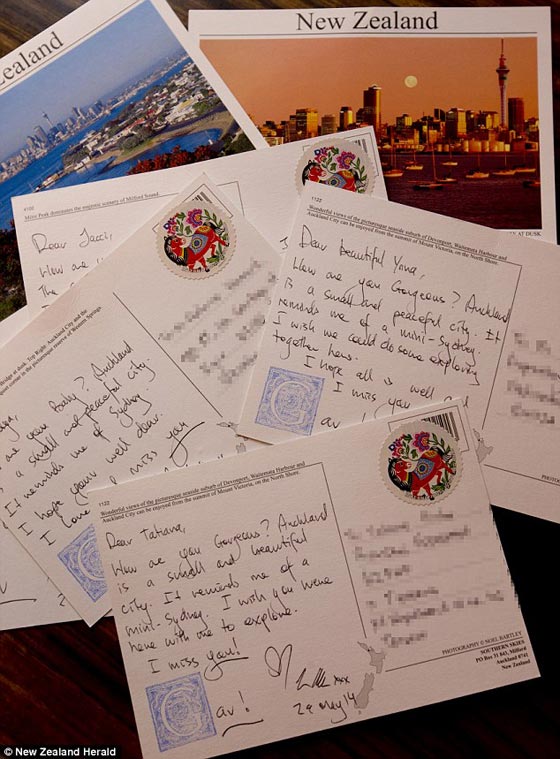 بحار استرالي يرسل 8 بطاقات غرام متشابهه ل 8 صديقات مختلفات! صورة رقم 2