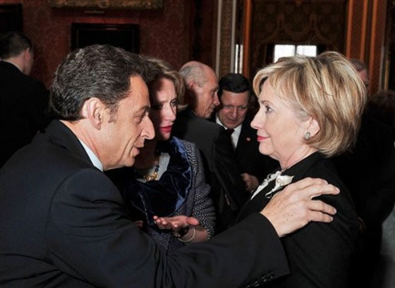 هيلاري كلينتون: ساكوزي ثرثار ويصف الرؤساء بالمجانين والمعاقين صورة رقم 1