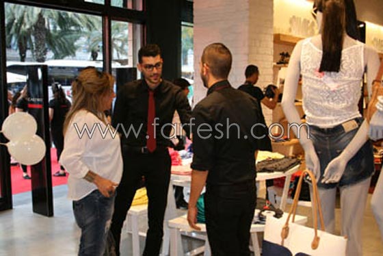 احتفال مميز بافتتاح (كاسترو) الجديد في مركز الناصرة صورة رقم 25