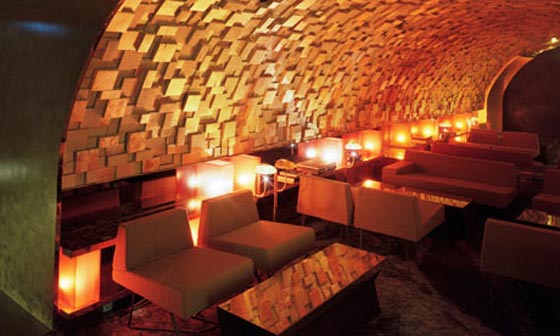 بالصور والمعلومة.. تعرف على اكثر عشرة نواد تميزا في العالم صورة رقم 4