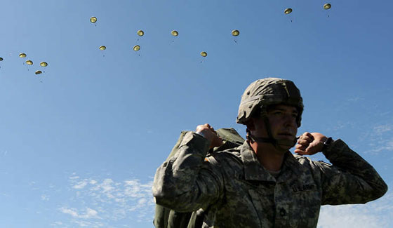 اغنوا اعينكم بافضل صور الاسبوع الفائت.. بوش في التسعين وملكة جمال صورة رقم 16