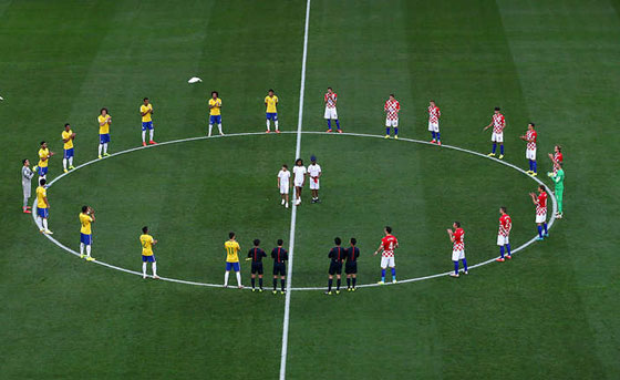 اغنوا اعينكم بافضل صور الاسبوع الفائت.. بوش في التسعين وملكة جمال صورة رقم 20