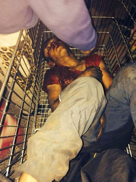 صورة صدمت فرنسا.. ضرب غجري حتى الموت وتركه بسلة مشتريات صورة رقم 2