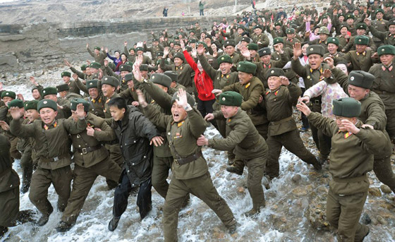 بالصور.. تعرف على الجانب الآخر من حياة زعيم كوريا الشمالية صورة رقم 14