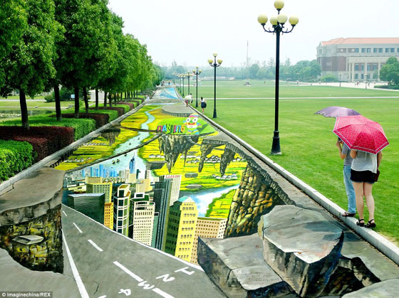 بالصور..موسوعة غينيس ترحب بشارع صيني احتضن رسومات ثلاثية الابعاد صورة رقم 3