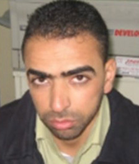 جهاز الامن الاسرائيلي ينشر صور خاطفي المستوطنين الثلاثة صورة رقم 4